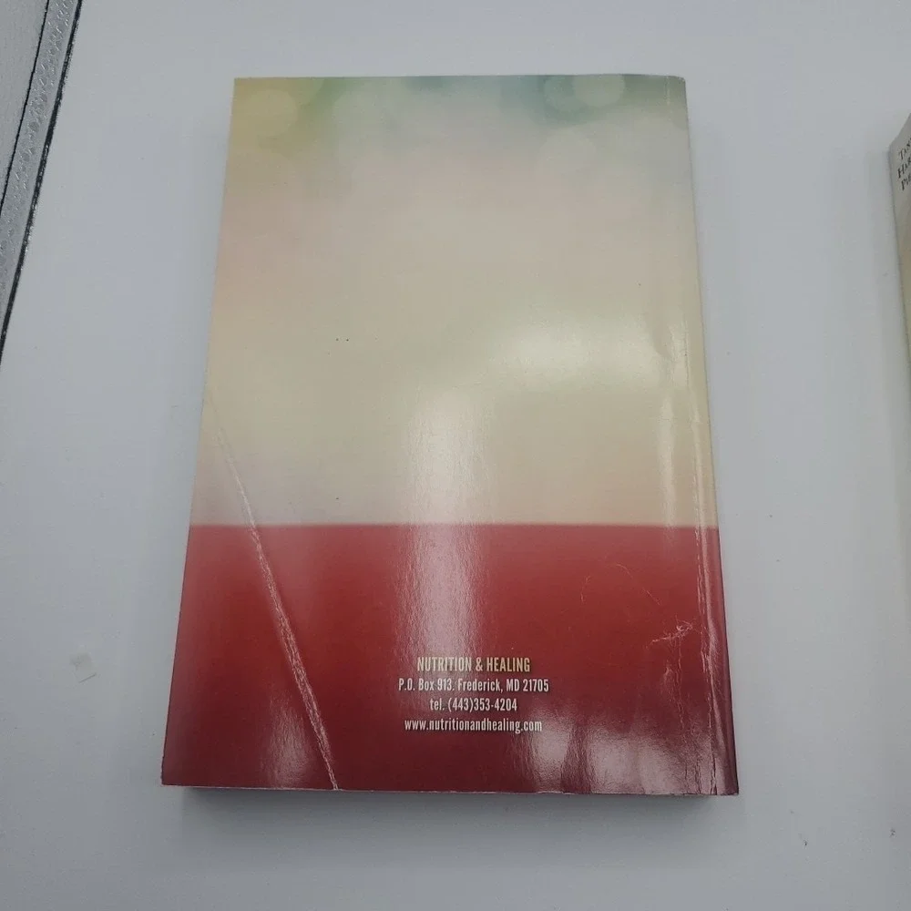 Outsmart your Cancer Cured 81 Natural Cures Softcover Book 2017‎
